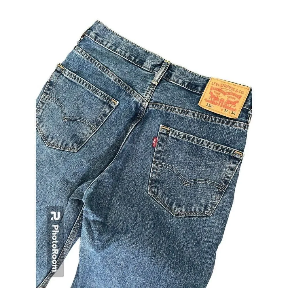 Levis 550 Relaxed Straight Leg Medium Wash Zipper Fly 32x34